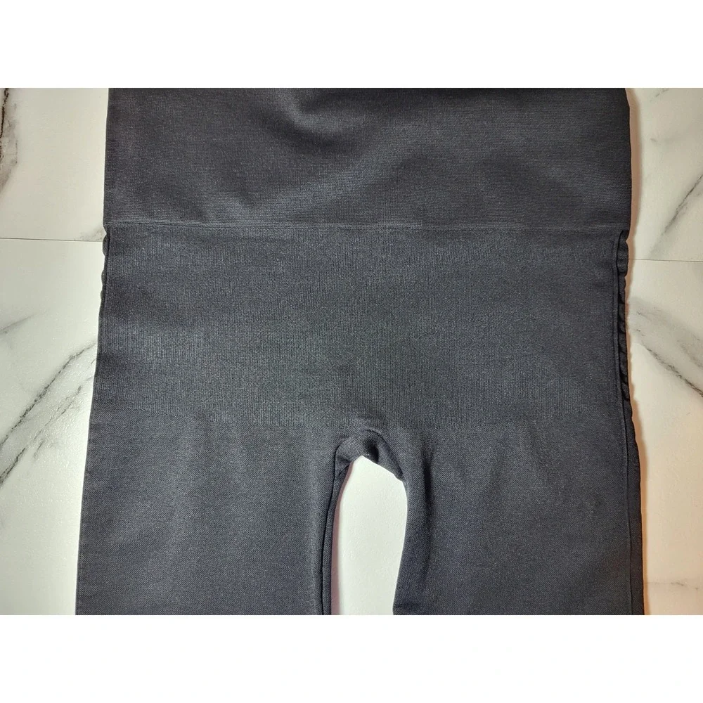 Belly Bandit Mother Tucker Black Postpartum Compression Capri Legging Size Small